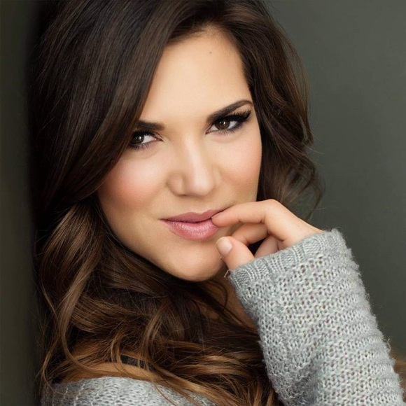 Meet your Posher, Brittany - Picture 1 of 1